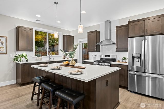 7242 Sinclair Avenue, Gig Harbor, WA 98335