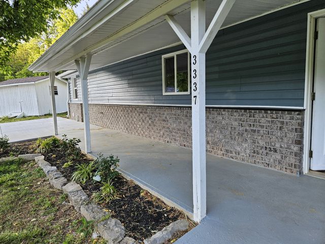3337 Hartsville Rd, Lafayette, TN 37083