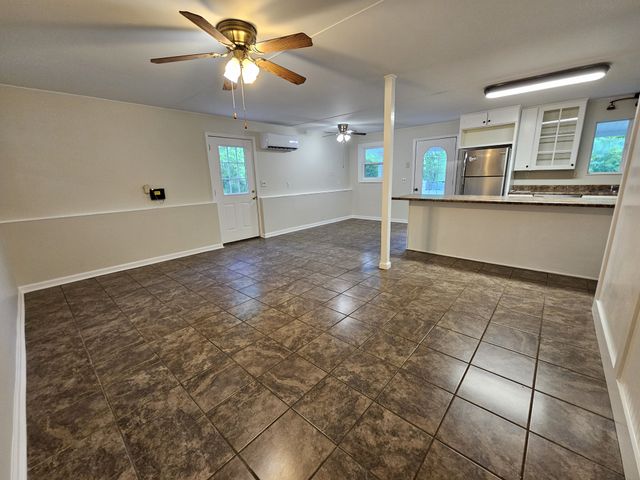 3337 Hartsville Rd, Lafayette, TN 37083