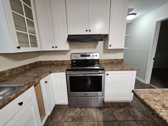 3337 Hartsville Rd, Lafayette, TN 37083