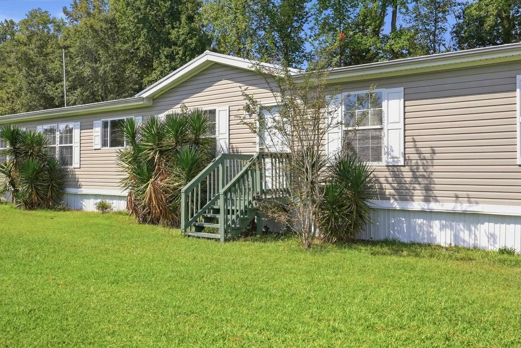 4975 Murray Johnson Rd., Conway, SC 29526 — exterior