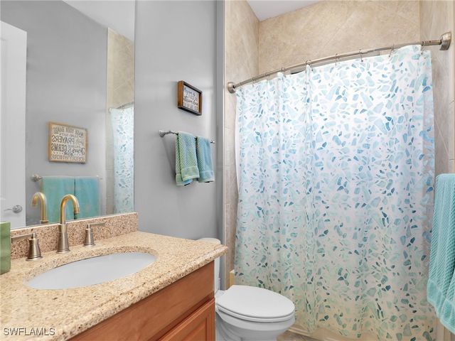 9483 Isla Bella CIR, Bonita Springs, FL 34135