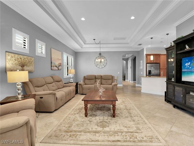 9483 Isla Bella CIR, Bonita Springs, FL 34135