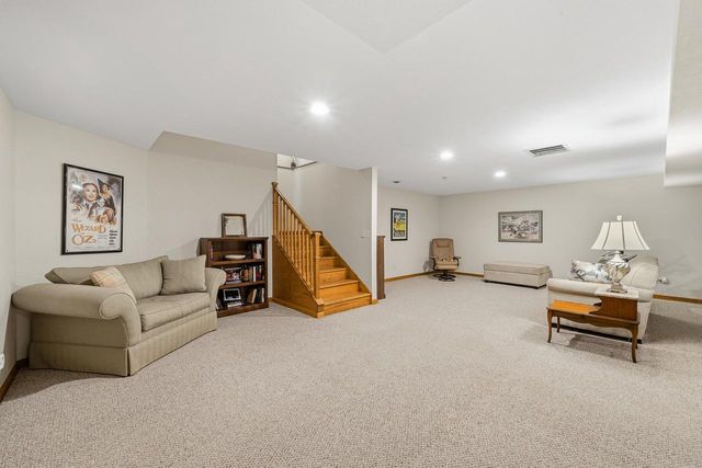 W8205 Nature DRIVE, Whitewater, WI 53190
