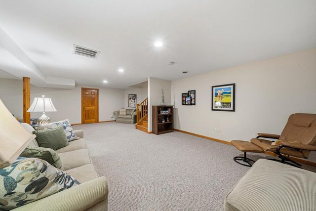 W8205 Nature DRIVE, Whitewater, WI 53190