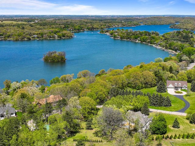 W8205 Nature DRIVE, Whitewater, WI 53190