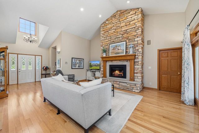 W8205 Nature DRIVE, Whitewater, WI 53190