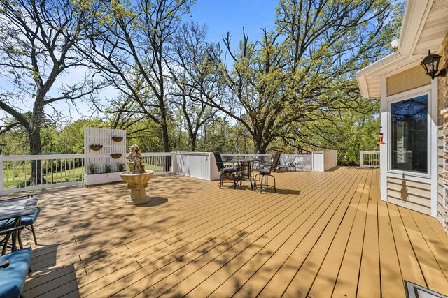 W8205 Nature DRIVE, Whitewater, WI 53190