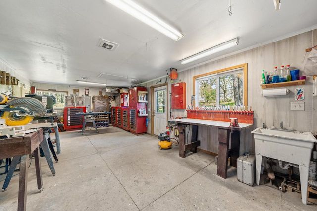 W8205 Nature DRIVE, Whitewater, WI 53190