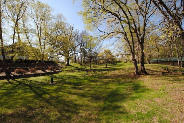 W8205 Nature DRIVE, Whitewater, WI 53190