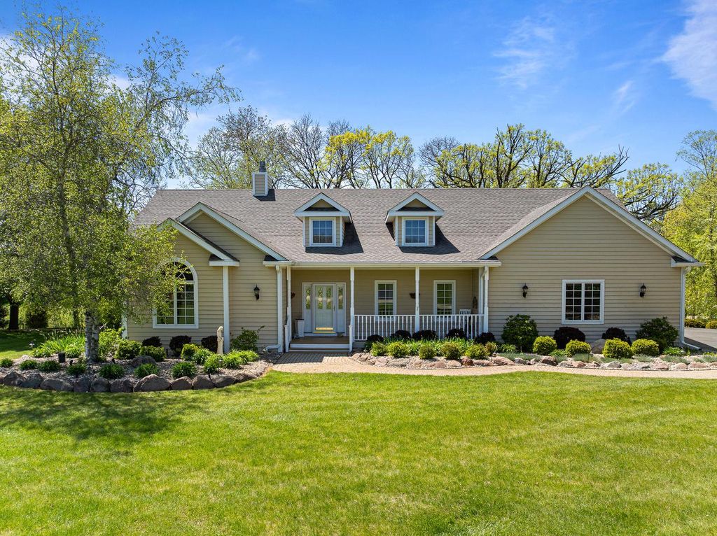 W8205 Nature DRIVE, Whitewater, WI 53190