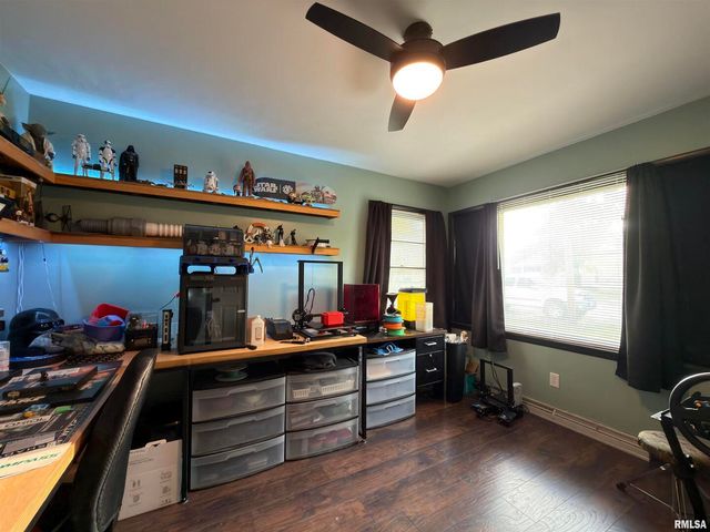 117 MARSHALL Place, Carmi, IL 62821