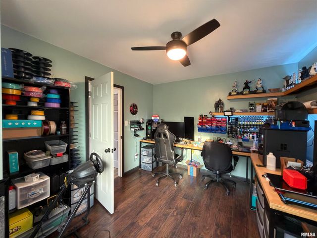 117 MARSHALL Place, Carmi, IL 62821