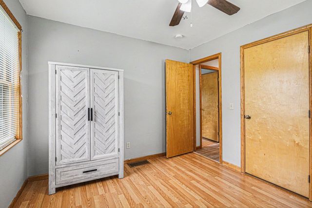 22180 Redfield Street, Edwardsburg, MI 49112