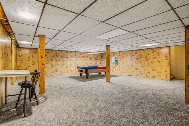 22180 Redfield Street, Edwardsburg, MI 49112