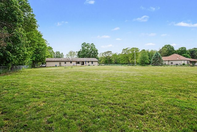 22180 Redfield Street, Edwardsburg, MI 49112