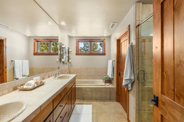 1713 E SOLITUDE Court, Flagstaff, AZ 86005