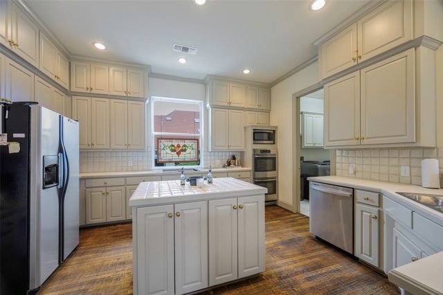 13222 Cedar Lane, Farmers Branch, TX 75234