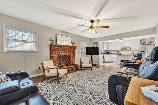 4544 Rosecrest RD, Roanoke, VA 24018