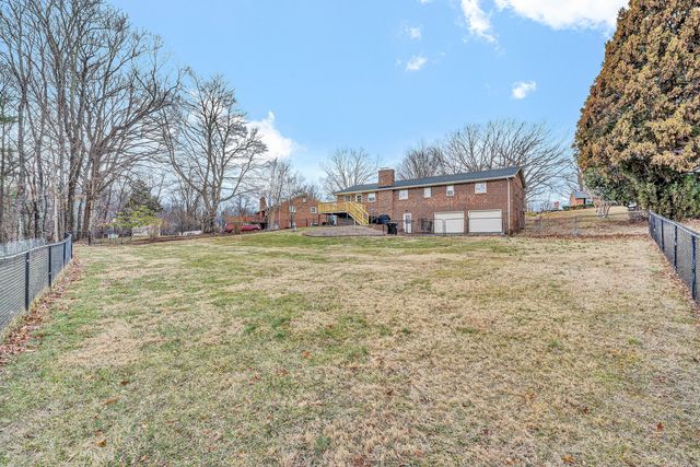 4544 Rosecrest RD, Roanoke, VA 24018