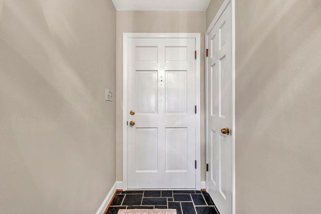 4544 Rosecrest RD, Roanoke, VA 24018