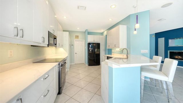 4160 MACKAY FALLS TERRACE, Sarasota, FL 34243