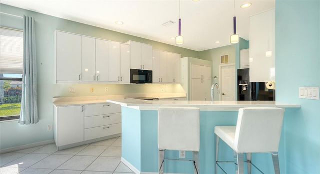 4160 MACKAY FALLS TERRACE, Sarasota, FL 34243