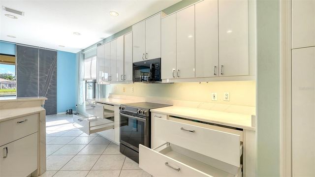 4160 MACKAY FALLS TERRACE, Sarasota, FL 34243