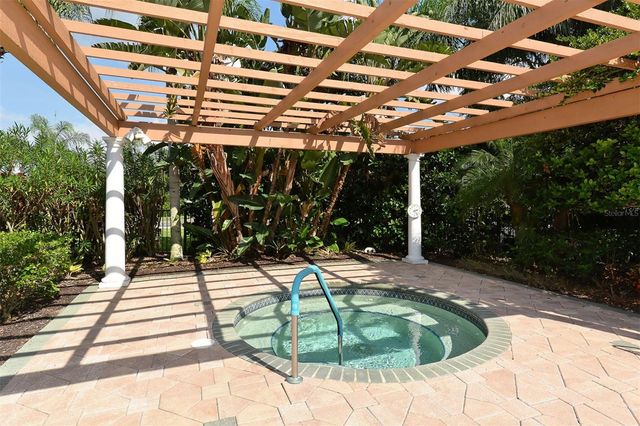 4160 MACKAY FALLS TERRACE, Sarasota, FL 34243