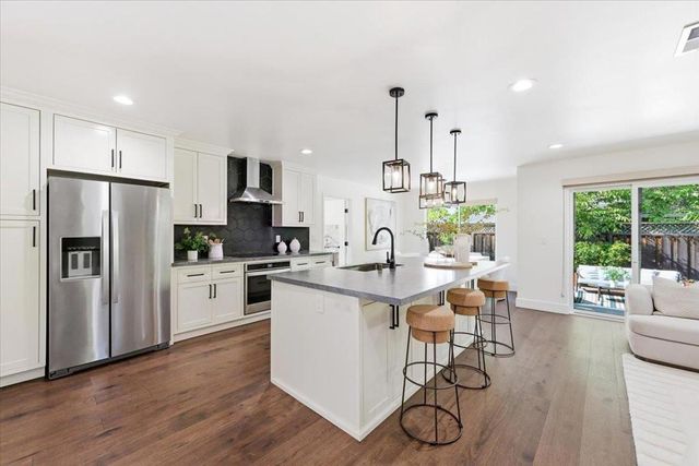 1532 Todd Street, Mountain View, CA 94040