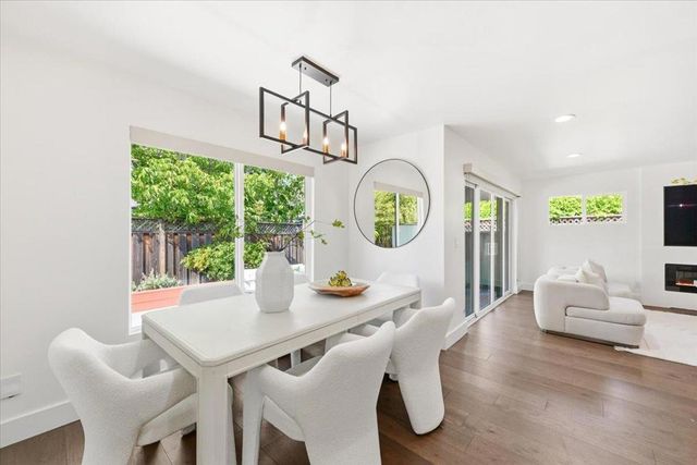 1532 Todd Street, Mountain View, CA 94040