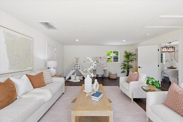 1532 Todd Street, Mountain View, CA 94040