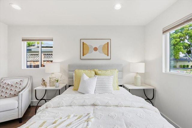 1532 Todd Street, Mountain View, CA 94040