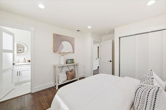 1532 Todd Street, Mountain View, CA 94040