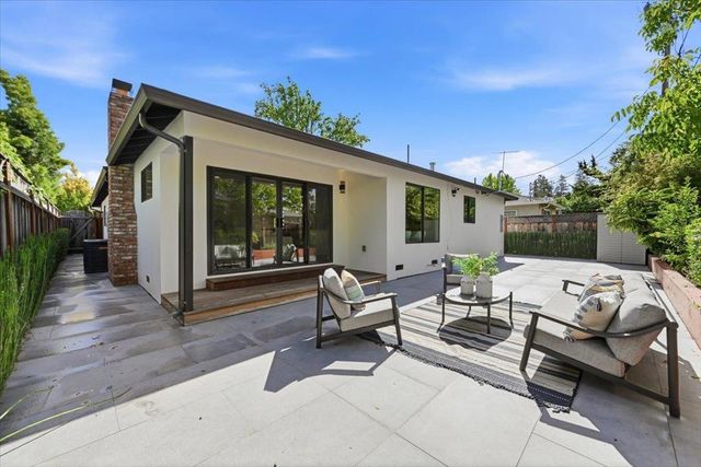 1532 Todd Street, Mountain View, CA 94040