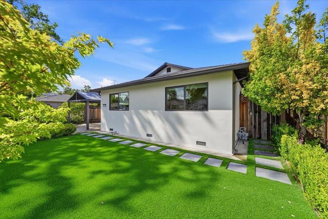 1532 Todd Street, Mountain View, CA 94040