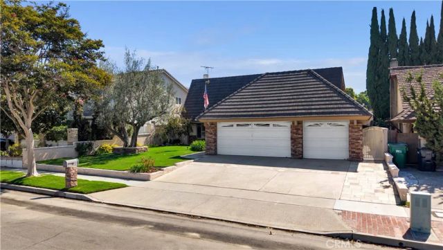 13672 Typee, Irvine, CA 92620