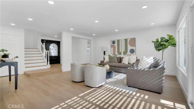 13672 Typee, Irvine, CA 92620
