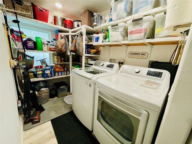 105 PINEBARK DRIVE, Palm Harbor, FL 34684