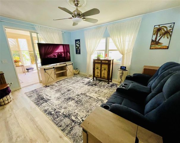 105 PINEBARK DRIVE, Palm Harbor, FL 34684