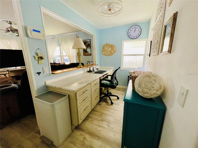 105 PINEBARK DRIVE, Palm Harbor, FL 34684