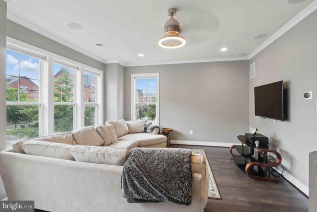 404 HENDRIX AVE, Gaithersburg, MD 20878