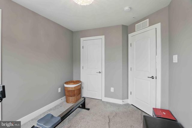 404 HENDRIX AVE, Gaithersburg, MD 20878