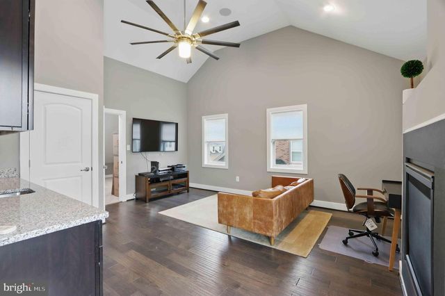 404 HENDRIX AVE, Gaithersburg, MD 20878