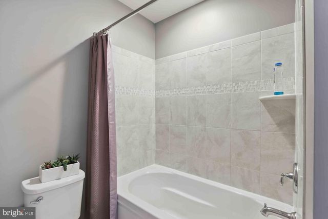 404 HENDRIX AVE, Gaithersburg, MD 20878