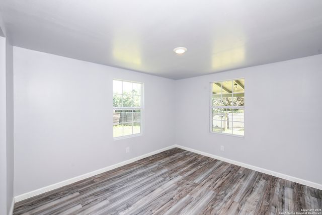 600 Dawnridge Drive, Poteet, TX 78065