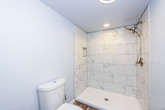 600 Dawnridge Drive, Poteet, TX 78065