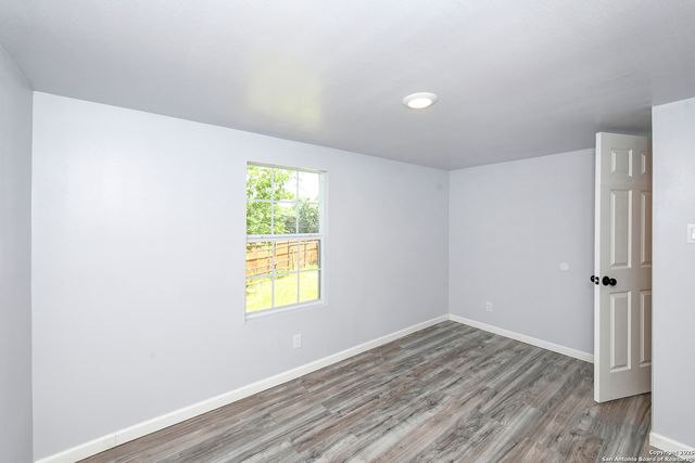 600 Dawnridge Drive, Poteet, TX 78065