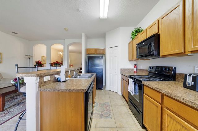 2827 OAKWATER DRIVE, Kissimmee, FL 34747