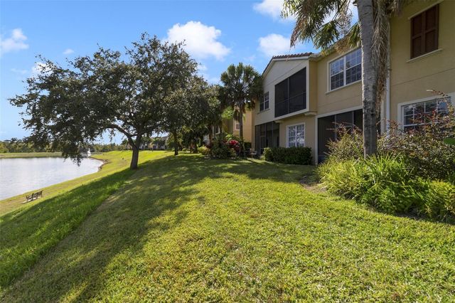 2827 OAKWATER DRIVE, Kissimmee, FL 34747
